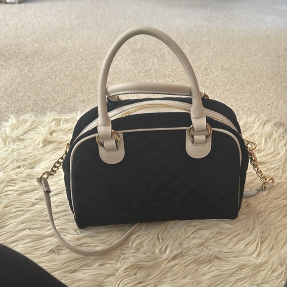 Juicy Couture Black Quilted Royal Moment bowler Handbag - Picture 3 of 10